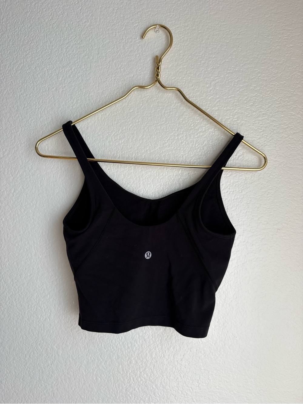 lululemon athletica women’s Black Crop Tank - Picture 2 of 4